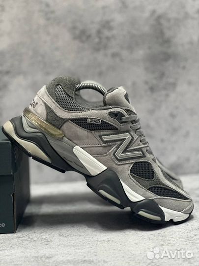 Кроссовки женские New Balance 9060