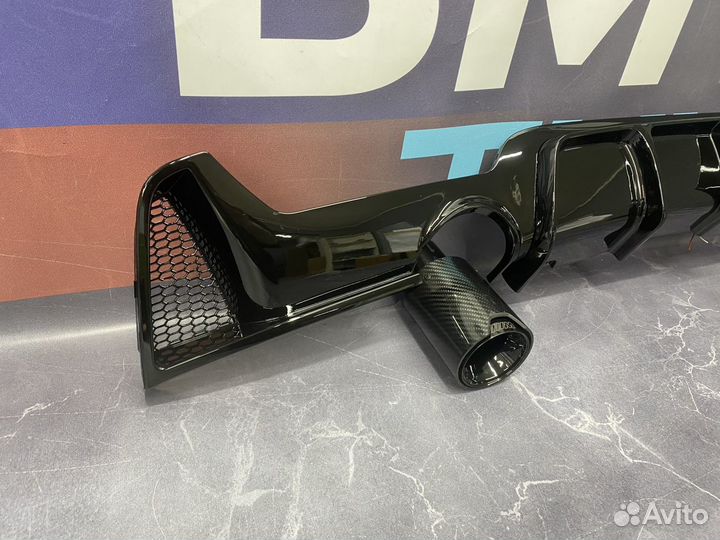 Диффузор BMW F32 M Performance + насадки М карбон