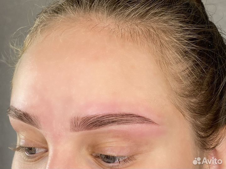 Окрашивание и ламинирование бровей