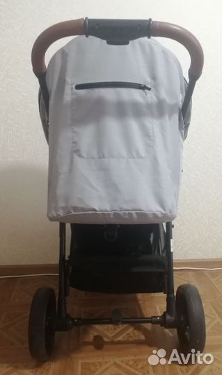 Детская коляска. Прогулочная