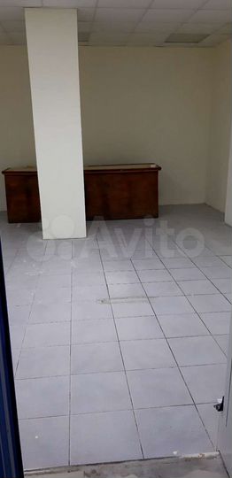 Сдам в аренду под офис магазин на первой линии