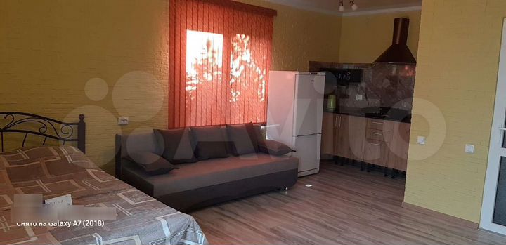 Дом 30 м² на участке 5 сот.