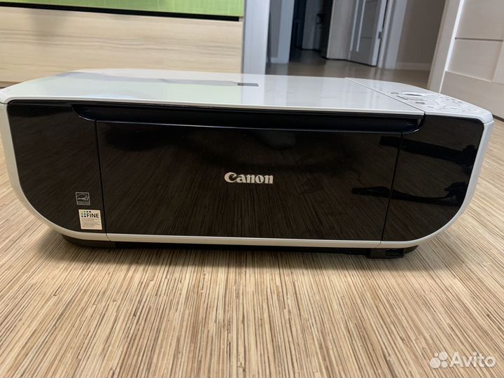 Цветной принтер + сканер Canon pixma MP210