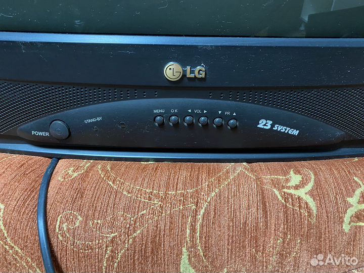 Телевизор LG CF-21F30