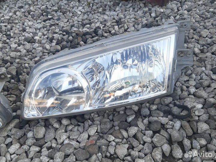 Фара Хендай Н1 Старекс 1997-2004 год