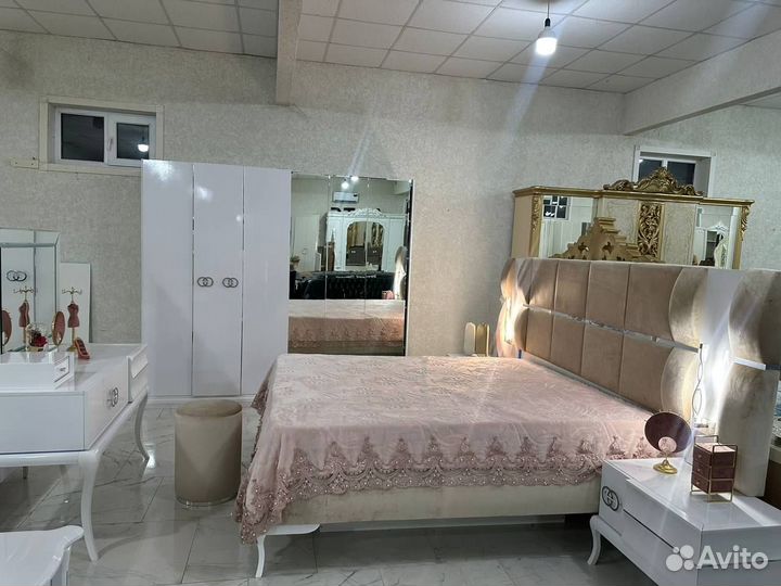 Спальный гарнитур в наличии