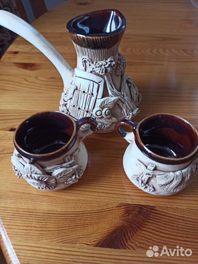Турка керамическая с чашками