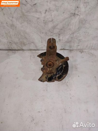 Кулак передний правый Ford Kuga 2 2015