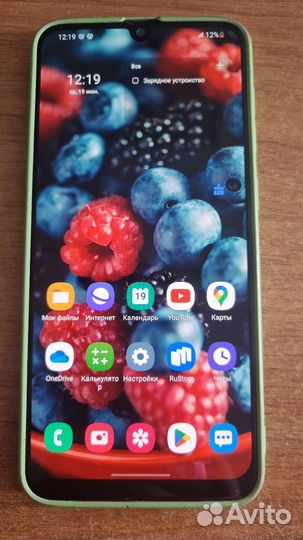 Samsung Galaxy A30, 3/32 ГБ