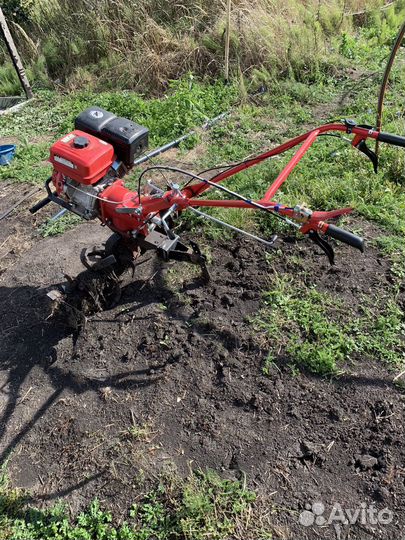 Мотоблок 15лошадей почти новый