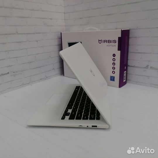 Ноутбук irbis на SSD и Intel (1209 C)