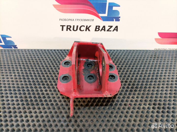 Кронштейн стойки стабилизатора левый Daf XF105