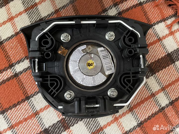 Подушка в 4 спицевый руль Ford Focus 2 оригинал