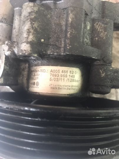 Насос гур двигателя Mercedes M271.860 Turbo