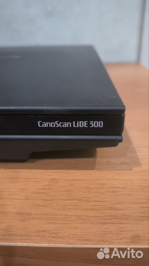 Сканер Canon lide 300