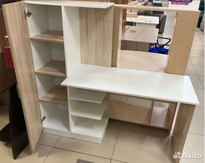 Письменный стол / Компьютерный стол