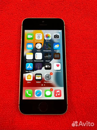 iPhone SE, 32 ГБ