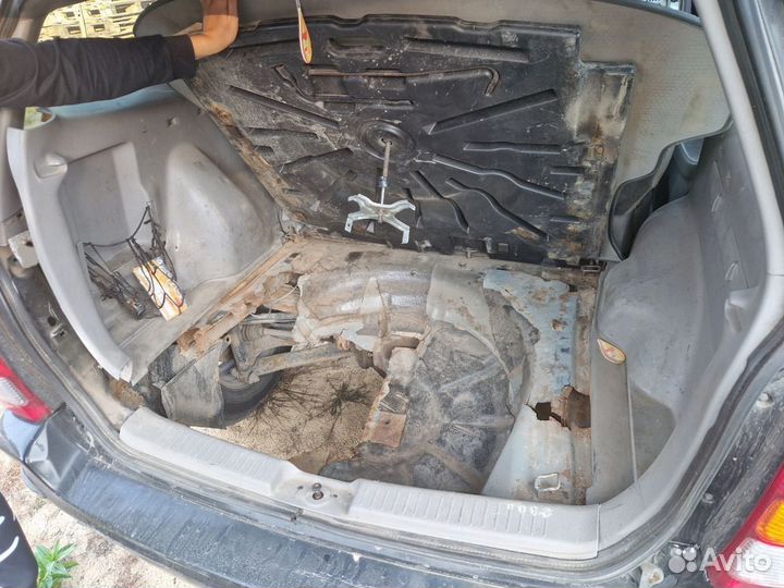 Mazda Tribute 3 AT, 2001, 197 574 км