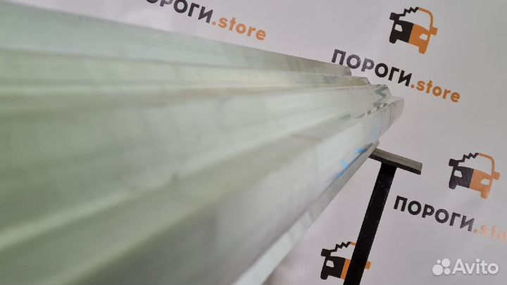 Кузовной порог левый Hyundai Starex