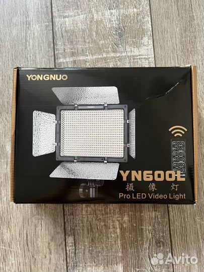 Видеосвет yongnuo YN600L YN600 600