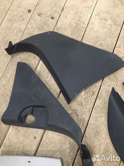 Накладка пластиковая Volkswagen Amarok