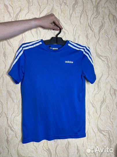 Футболка adidas