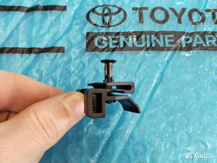 Клипса подкрылка Камри Оригинал NEW 2011-2018