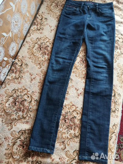 Джинсы