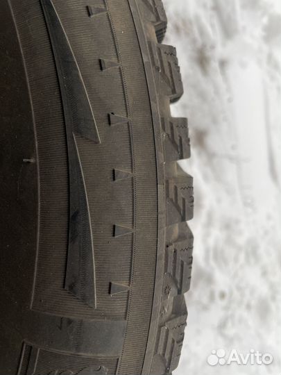 Michelin X-Ice North 215/65 R16 95T