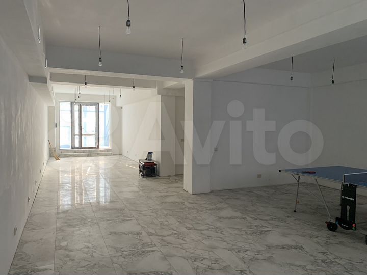 Торговая площадь, 76 м²