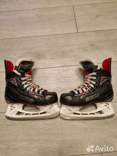 Хоккейные коньки bauer