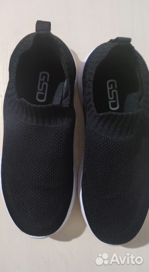 Кроссовки детские