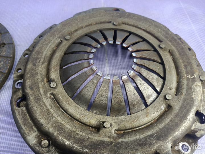 Сцепление корзина/диск Volkswagen Passat B3