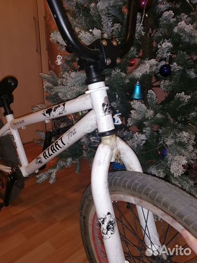 Трюковой велосипед bmx