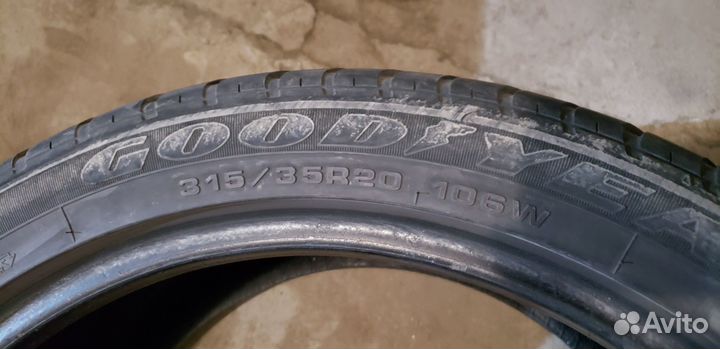 Goodyear Wrangler F1 275/40 R20 и 315/35 R20 106W