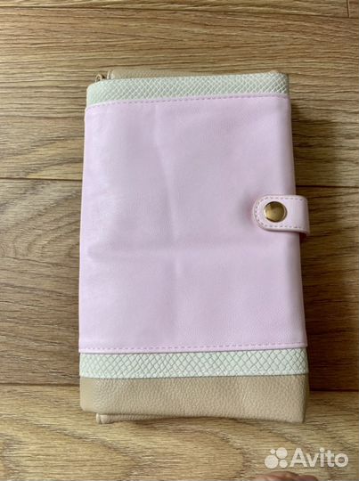 Пеленка из экокожи Mayoral новая