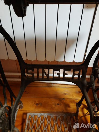 Швейная машина Singer