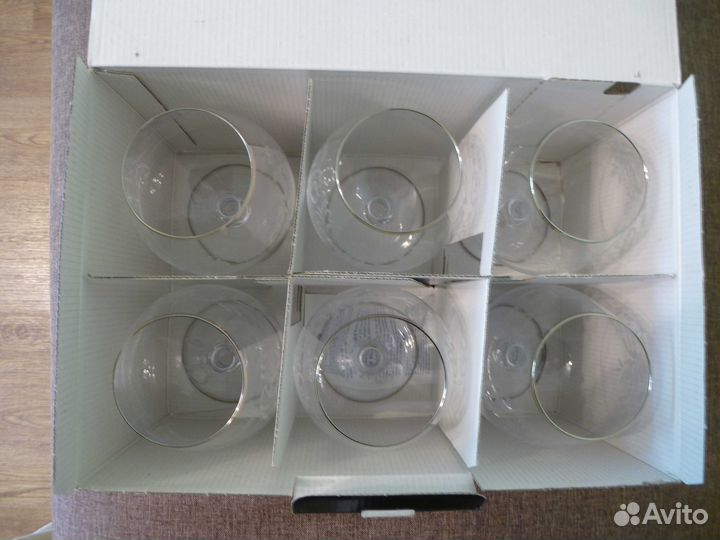 Коньячные бокалы