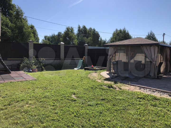 Дом 245 м² на участке 20 сот.