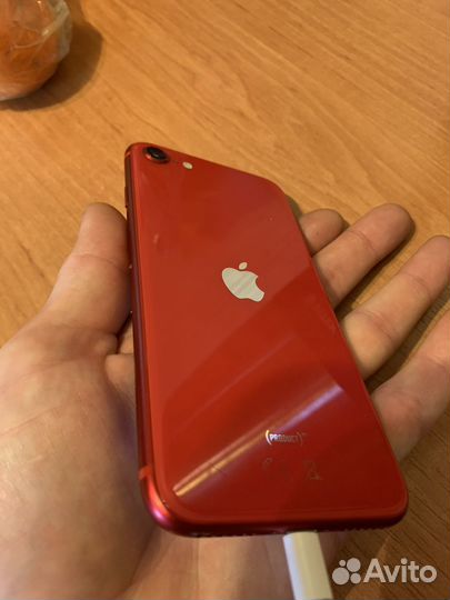iPhone SE (2020), 128 ГБ