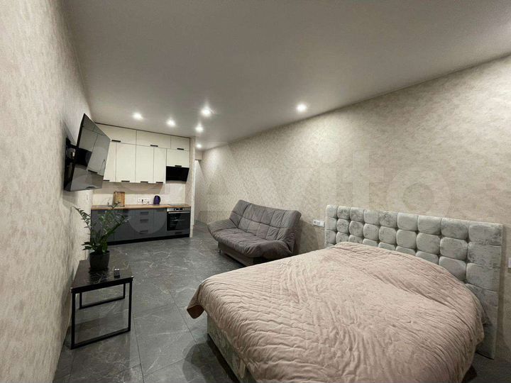 Квартира-студия, 38 м², 13/18 эт.