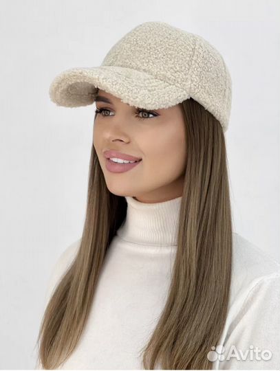 Трендовая кепка плюшевая бейсболка новая