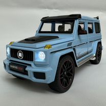 Модель машинки Mercedes Гелик с выхлопом 1:18