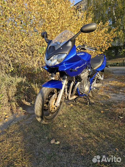 Suzuki gsf600s
