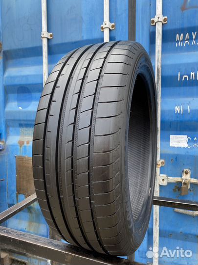 Goodyear Eagle F1 Asymmetric 3 SUV 235/45 R20 100V