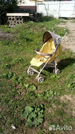 Прогулочная коляска трость
