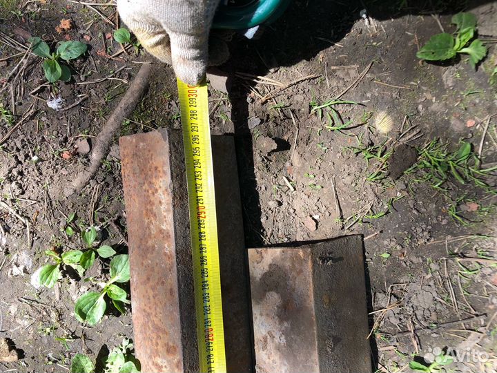 Уголок металлический