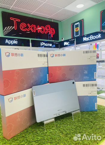 Lenovo tab m10 fhd plus