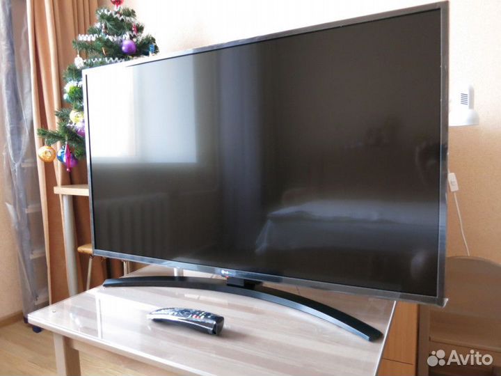 4К Смарт тв LG 140cm