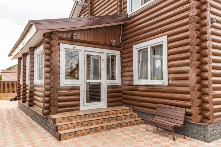 Коттедж 236 м² на участке 8 сот.